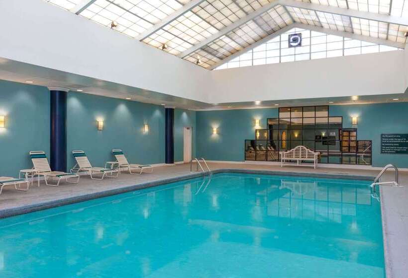 ホテル La Quinta By Wyndham Secaucus Meadowlands