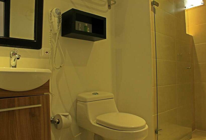 Hotel Metropolis Plaza