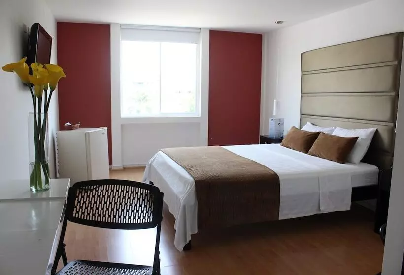 Отель Metropolis Plaza