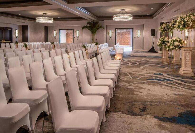 فندق New Orleans Marriott Warehouse Arts District