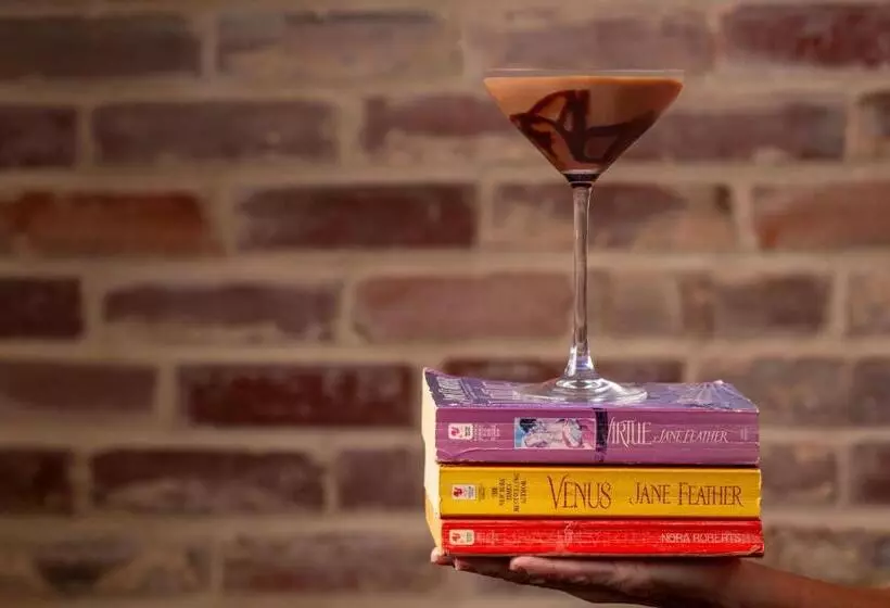 هتل New Orleans Marriott Warehouse Arts District