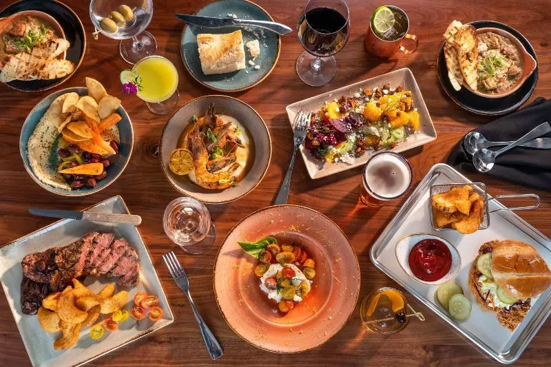 هتل New Orleans Marriott Warehouse Arts District