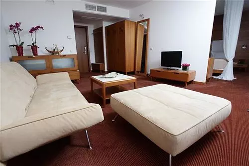 هتل Palanga Spa Luxury