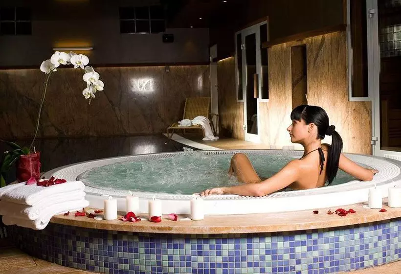 هتل Palanga Spa Luxury