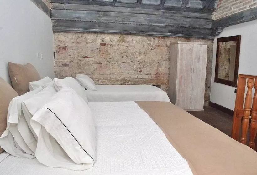 فندق Puertas De Cartagena