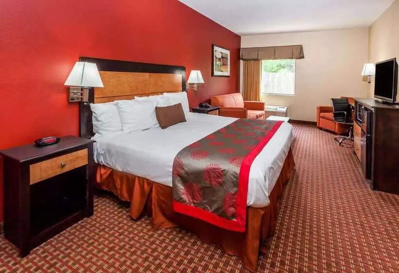 בית מלון כפרי Ramada By Wyndham Locust Grove