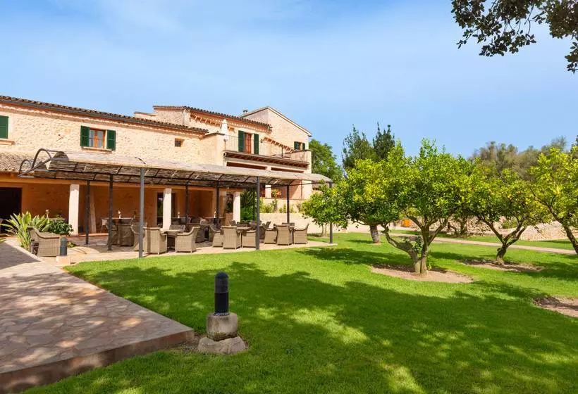 فندق ريفى Finca Son Roig by Valentin