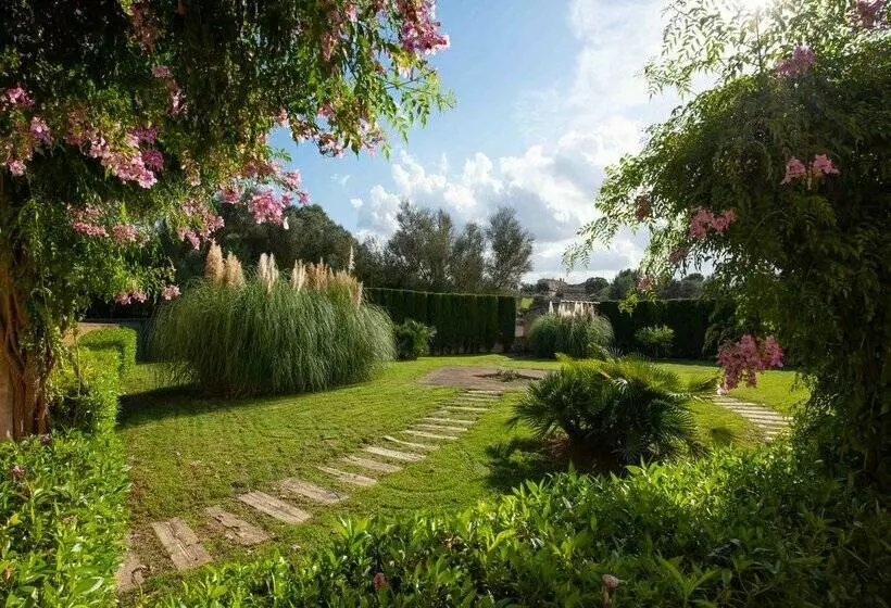 فندق ريفى Finca Son Roig by Valentin