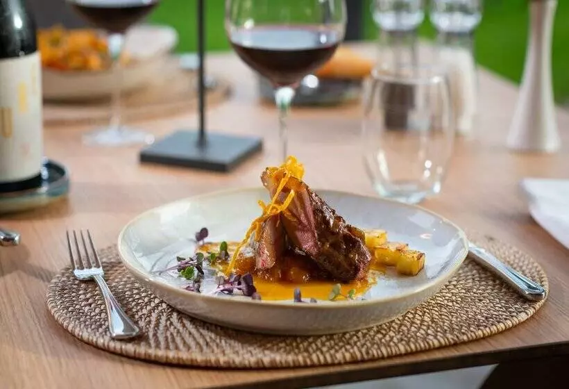 فندق ريفى Finca Son Roig by Valentin