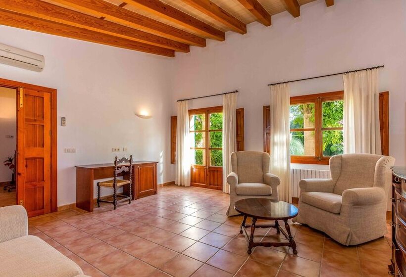 Сельский отель Finca Son Roig by Valentin