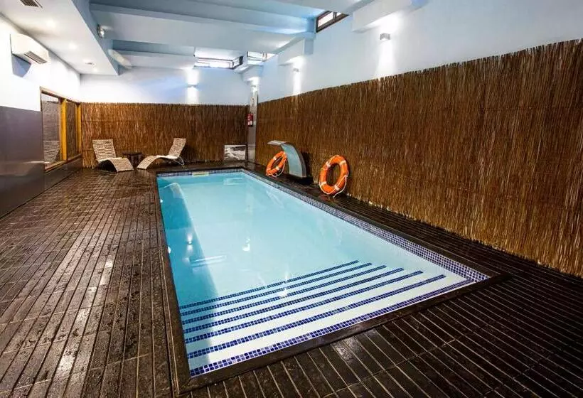 هتل روستایی La Casona Encanto Rural   Apartahotel Spa Llanes