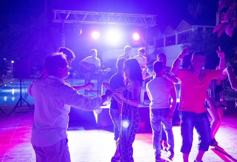 בית מלון כפרי Selcukhan