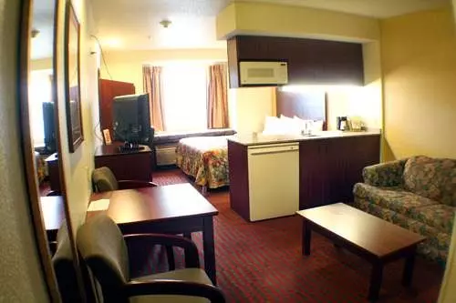 فندق Toledo Bridgepointe Inn & Suites By Hollywood Casino, Downtown, Owens College