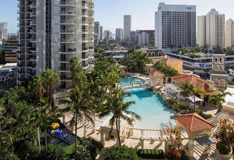 Otel Mantra Towers Of Chevron