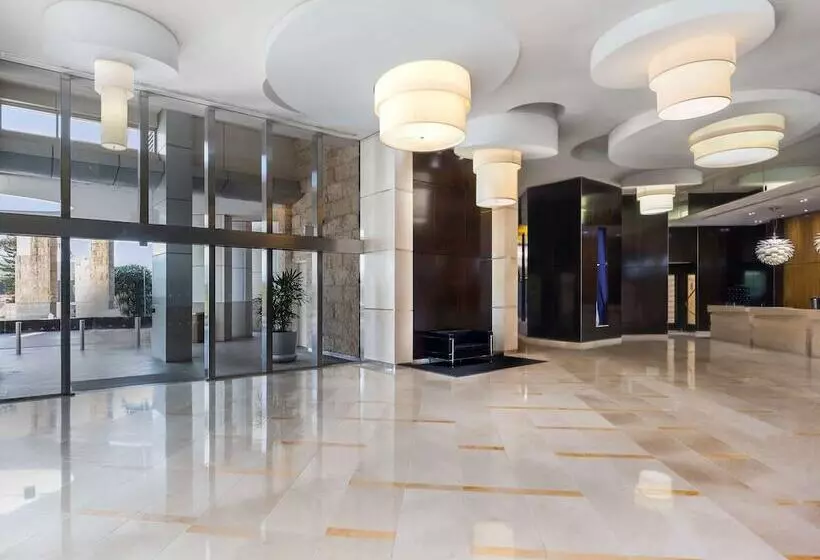 فندق Mantra Towers Of Chevron