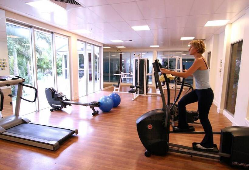 Otel Mantra Towers Of Chevron