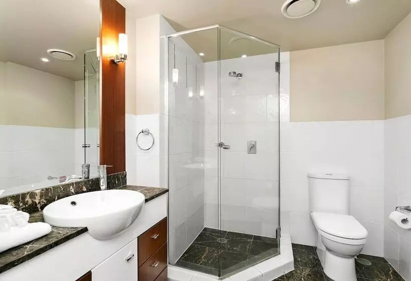 فندق Mantra Towers Of Chevron