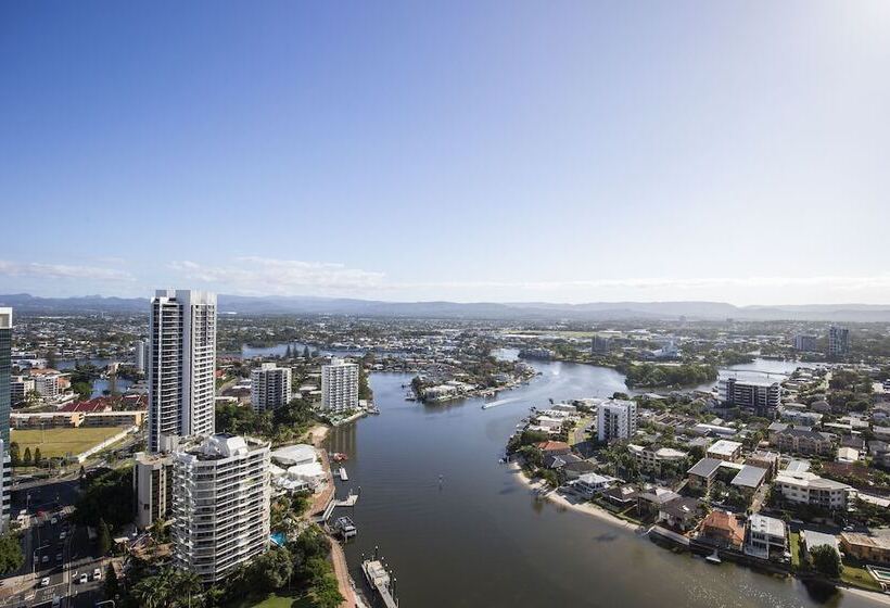 Otel Mantra Towers Of Chevron