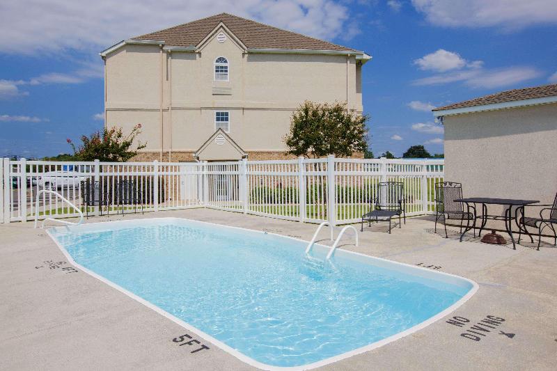 Microtel Inn & Suites By Wyndham Albertville