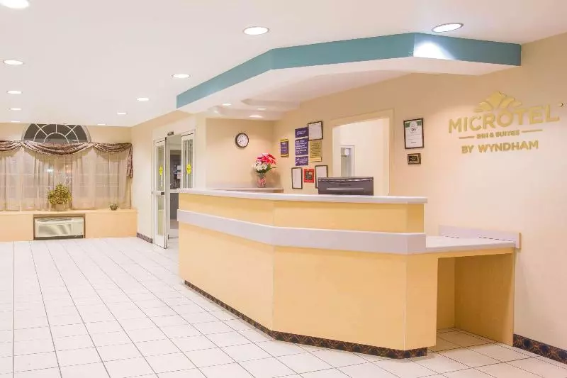 Microtel Inn & Suites By Wyndham Albertville