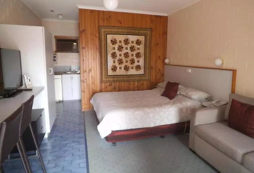 Yarragon Motel