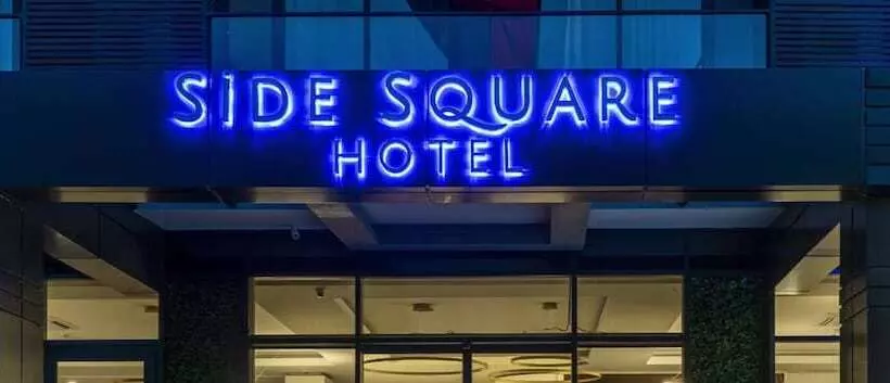 Hotel Side Square