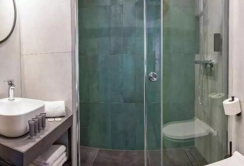 בית מלון כפרי Alexander