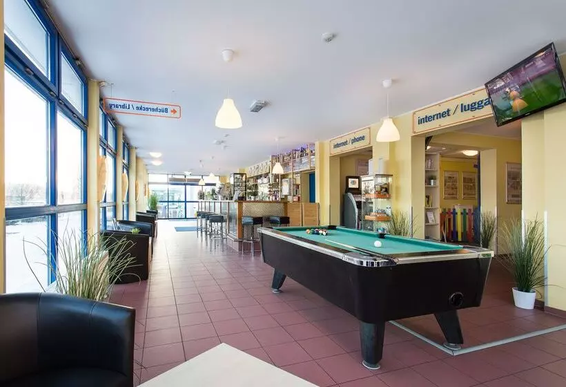 호텔 a&o Dresden Hauptbahnhof