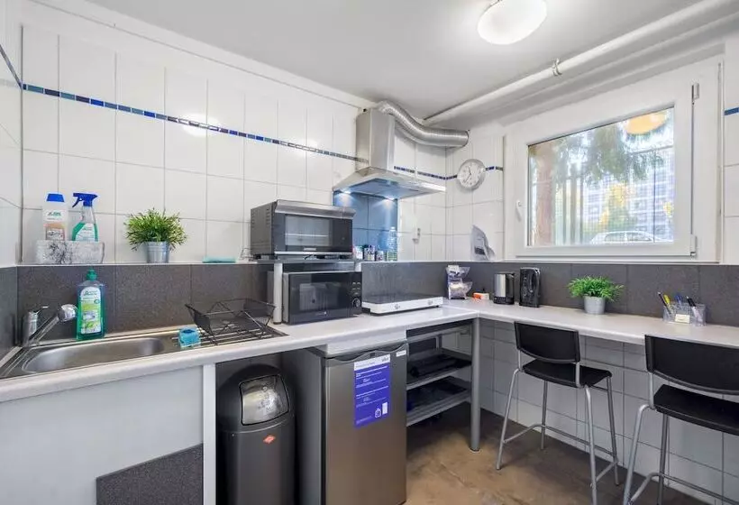 호텔 a&o Dresden Hauptbahnhof