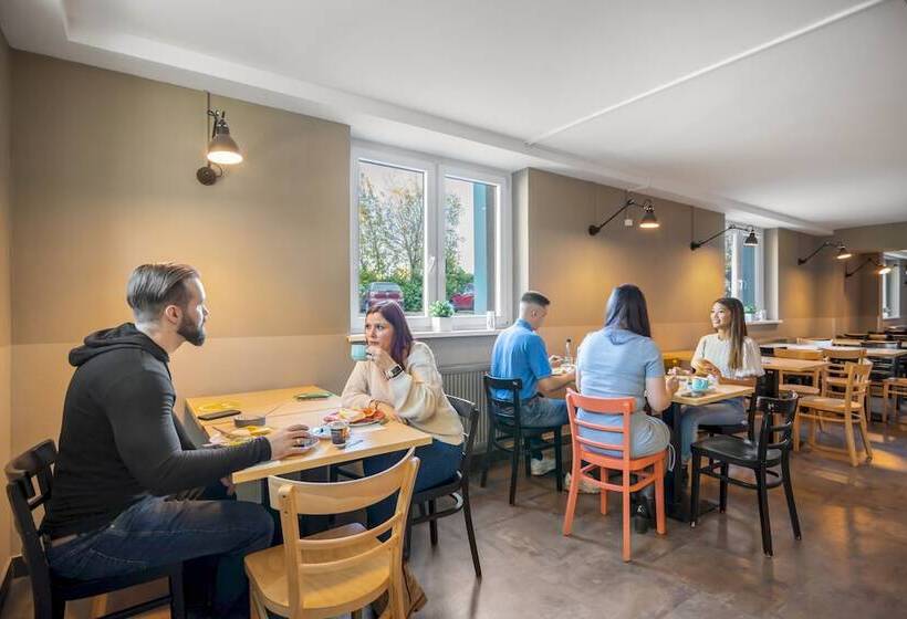 酒店 a&o Dresden Hauptbahnhof