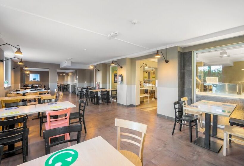 酒店 a&o Dresden Hauptbahnhof