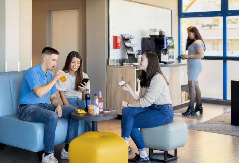 酒店 a&o Dresden Hauptbahnhof