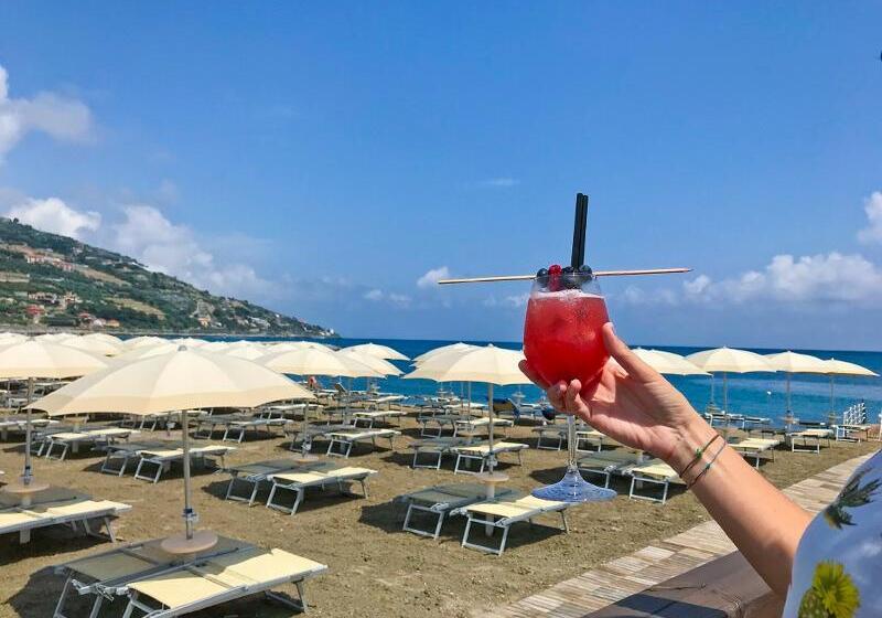 Aregai Marina Hotel & Residence