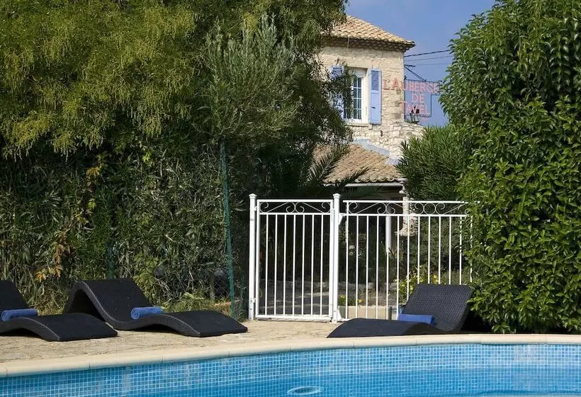 酒店 Logis Auberge De Tavel