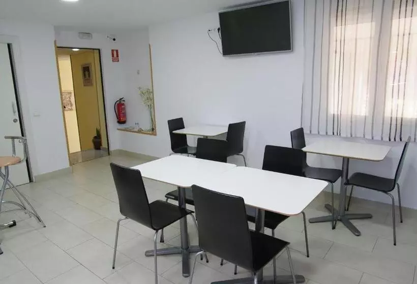 호텔 Barajas Plaza