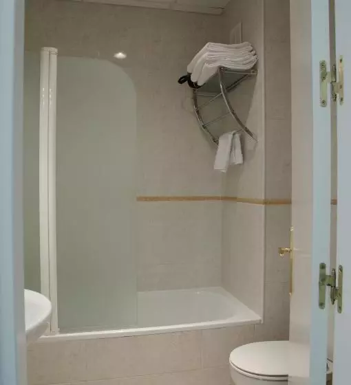 호텔 Barajas Plaza