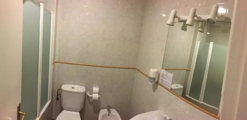 호텔 Barajas Plaza