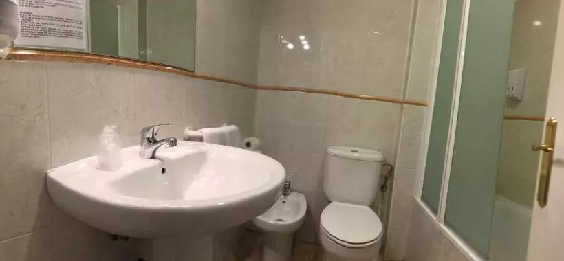 호텔 Barajas Plaza