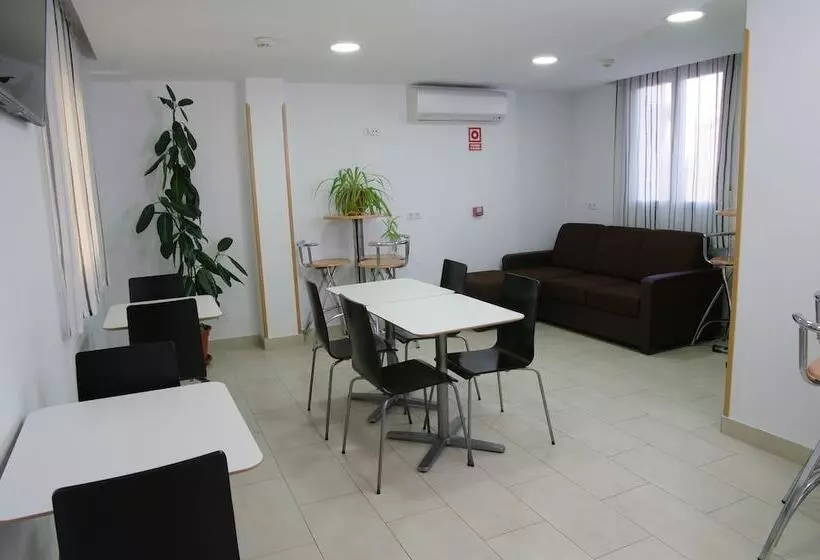 호텔 Barajas Plaza