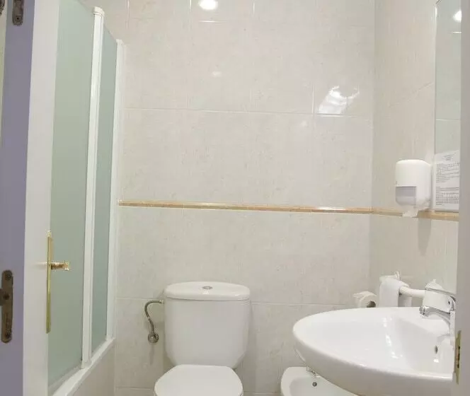 호텔 Barajas Plaza