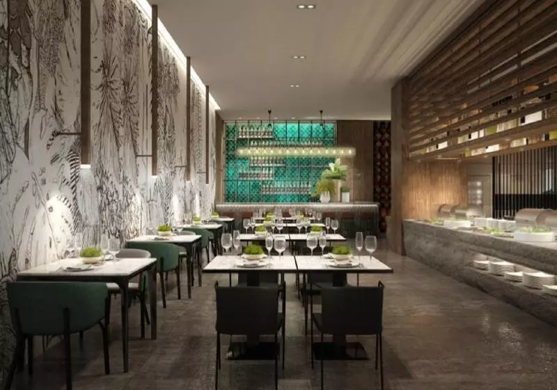 ホテル Crowne Plaza Danang City Centre, An Ihg