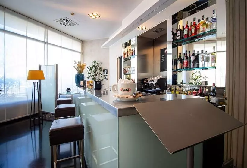 Cavour By Lvg Hotel Collection