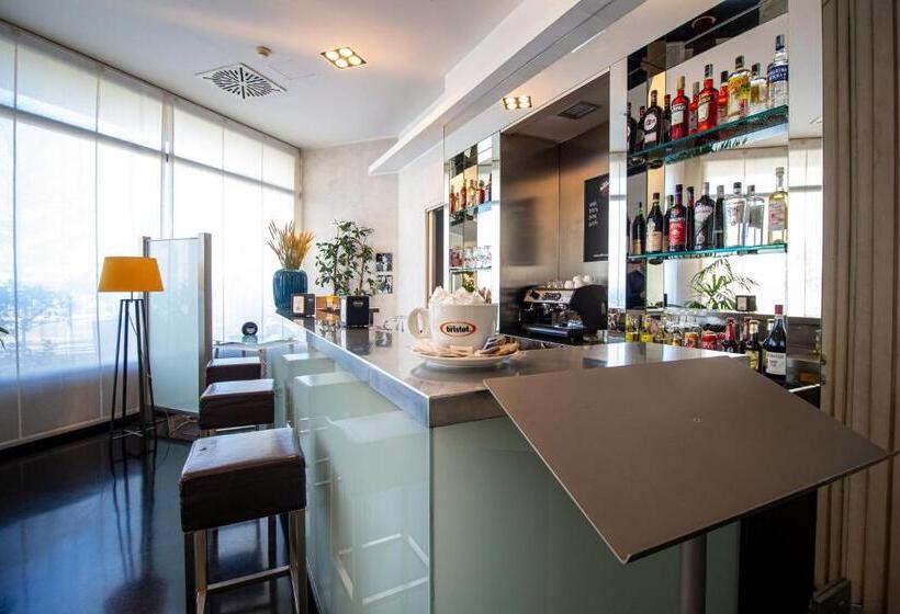 Cavour By Lvg Hotel Collection