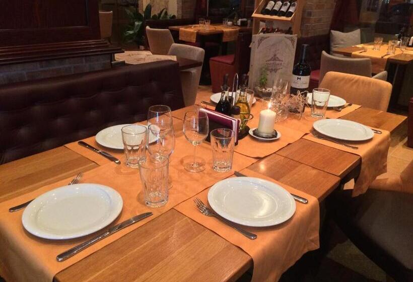 Family Hotel Chiplakoff