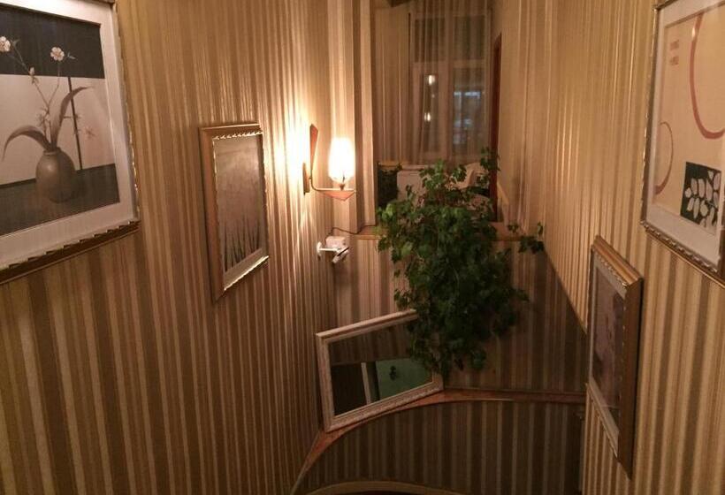 Family Hotel Chiplakoff