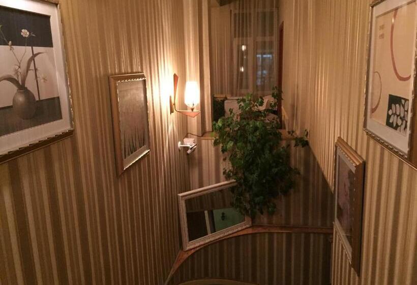 Family Hotel Chiplakoff