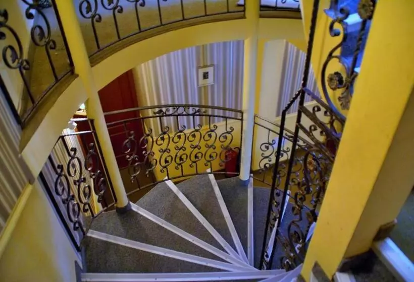 Family Hotel Chiplakoff