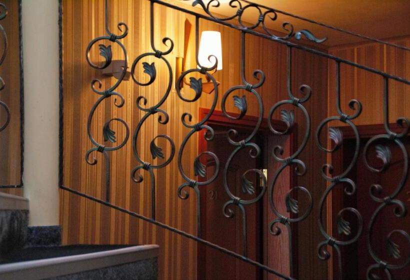 Family Hotel Chiplakoff