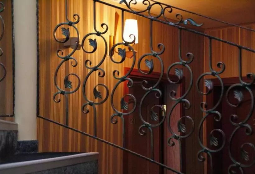 Family Hotel Chiplakoff