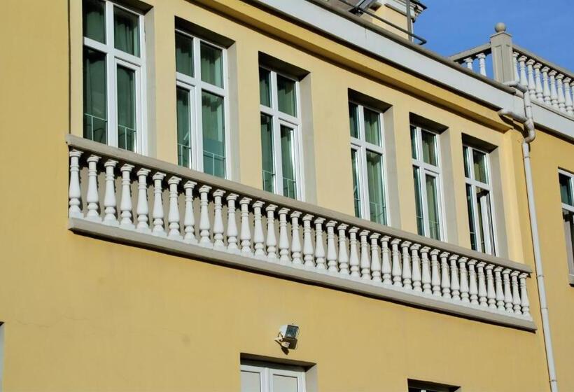 Family Hotel Chiplakoff